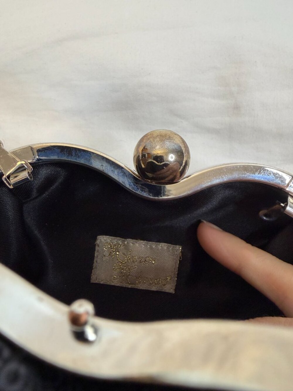 Black Heart Shaped Sequin Mini Snap Close Mini Purse with Strap (NWOT) - Picture 5 of 5